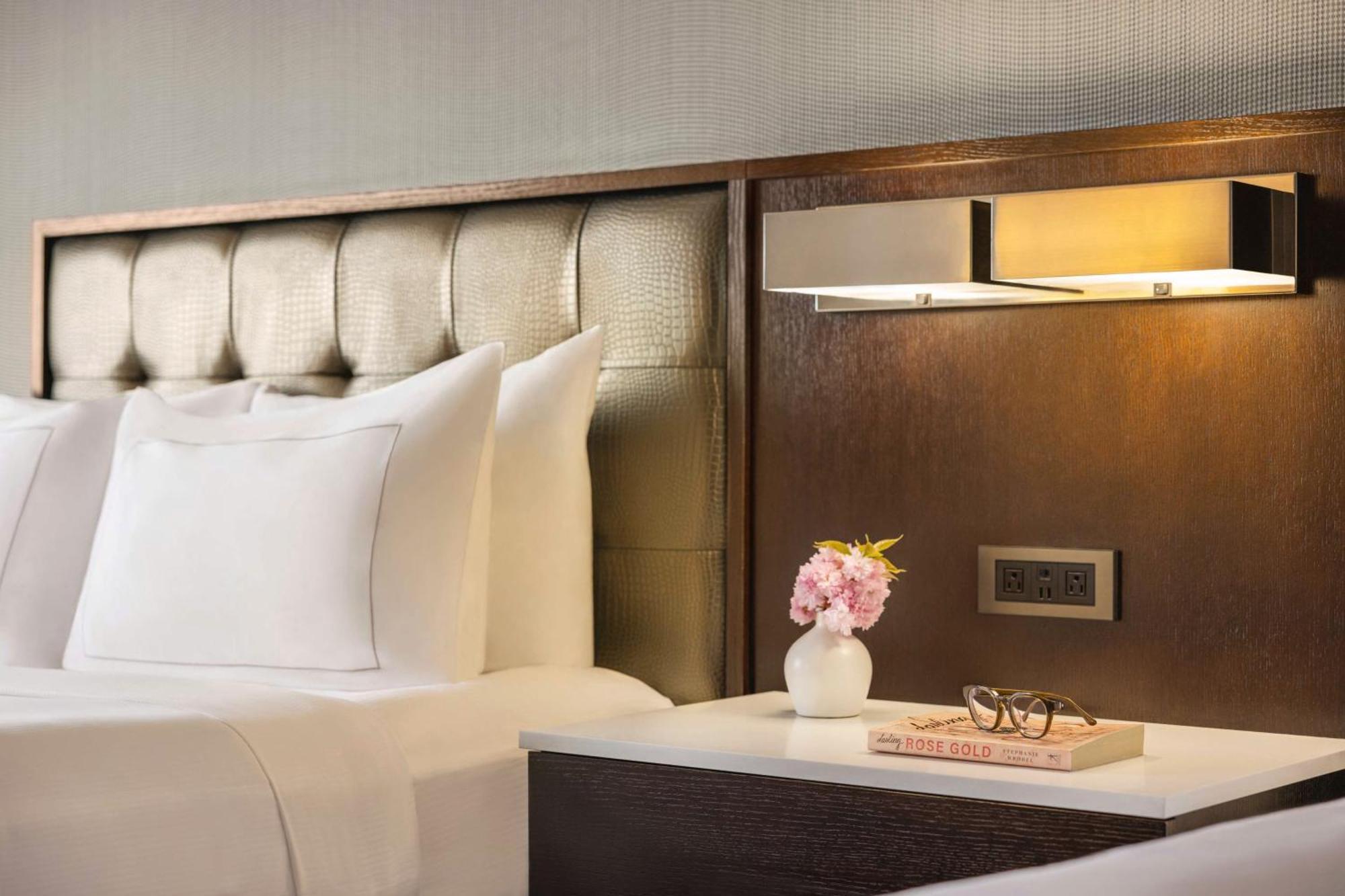 Hilton Philadelphia City Avenue Eksteriør bilde