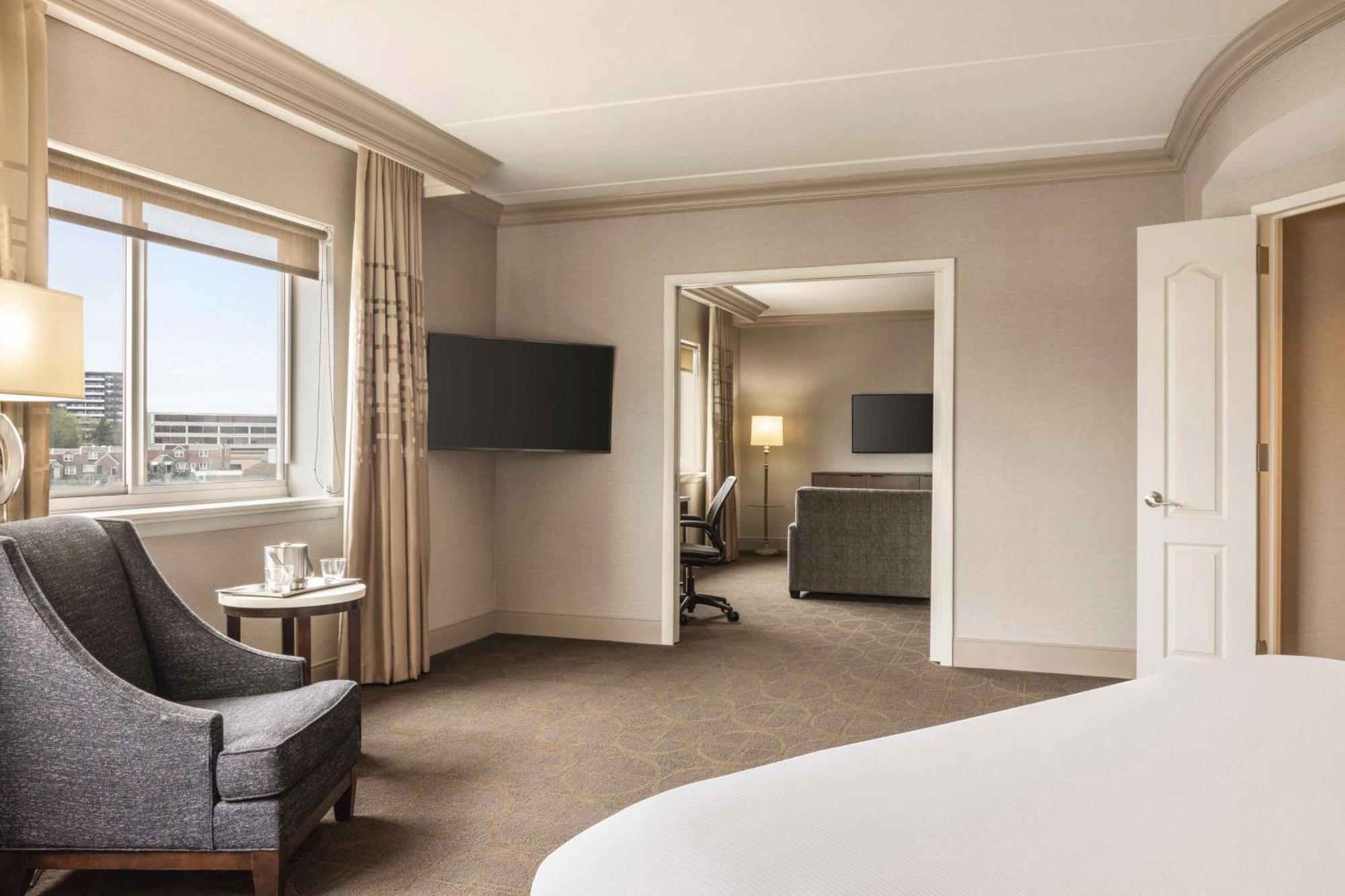 Hilton Philadelphia City Avenue Eksteriør bilde